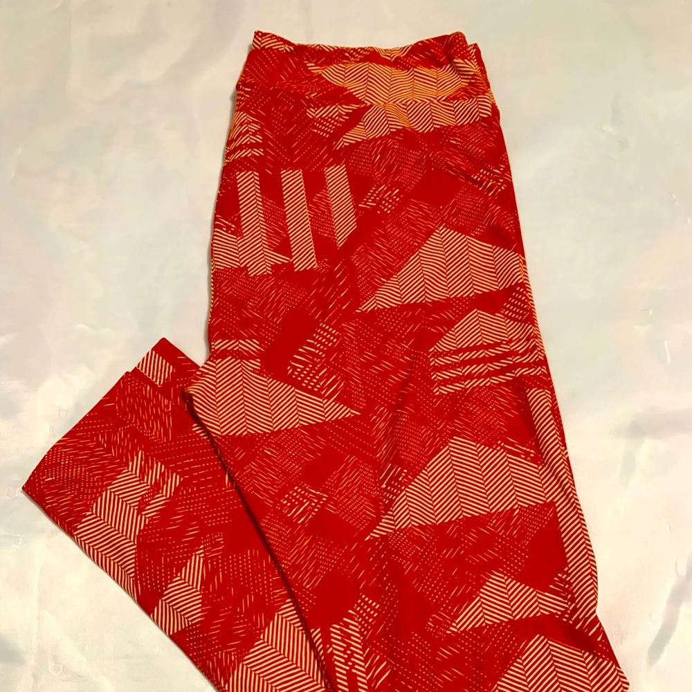 LuLaRoe Leggings - Orange - Tall & Curvy